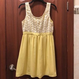 Forever 21 Yellow Dress - Size Medium
